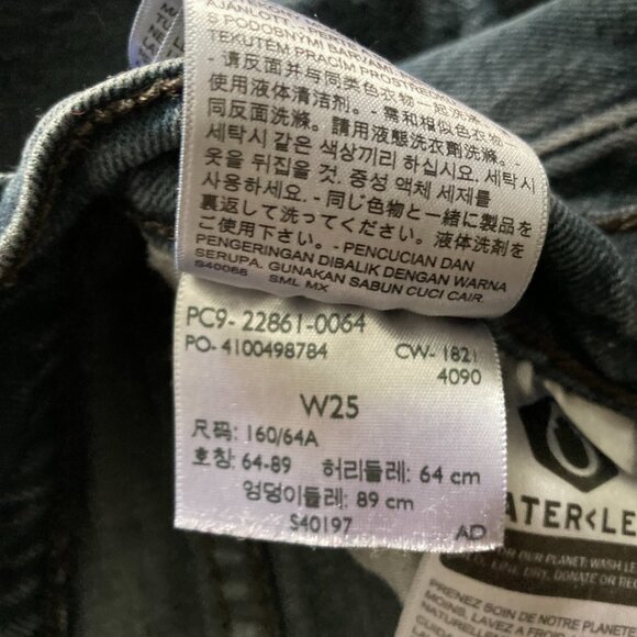 Levi's WEDGIE ICON - Black - Picture 2 of 5